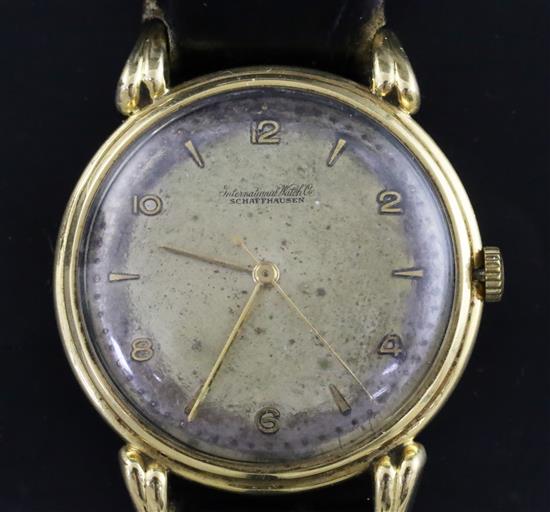 A gentlemans 18ct gold International Watch Co. manual wind wrist watch,